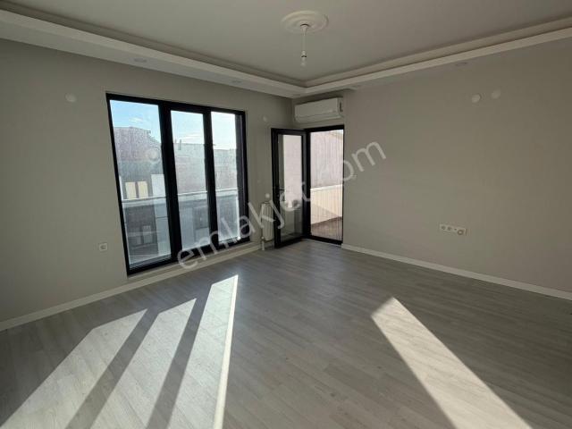 Ümraniye, İstanbul içerisinde kiralık mülk
