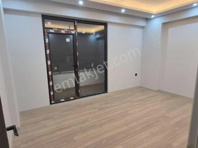 Yeşilyurt Mahallesi, Başiskele içerisinde kiralık mülk
