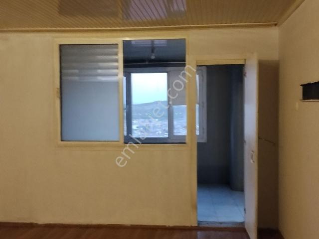 Karabağlar, İzmir içerisinde kiralık mülk
