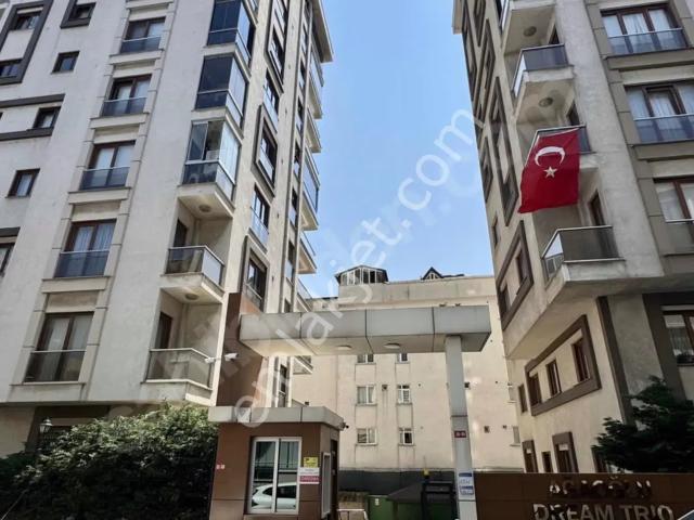 Ümraniye, İstanbul içerisinde satılık mülk