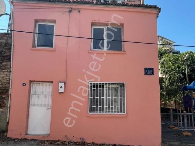 İpekçiler Mahallesi, Tire içerisinde satılık Villa