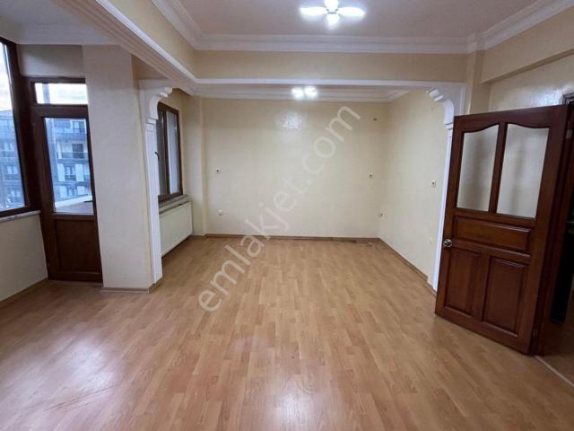 Üsküdar, İstanbul içerisinde kiralık mülk