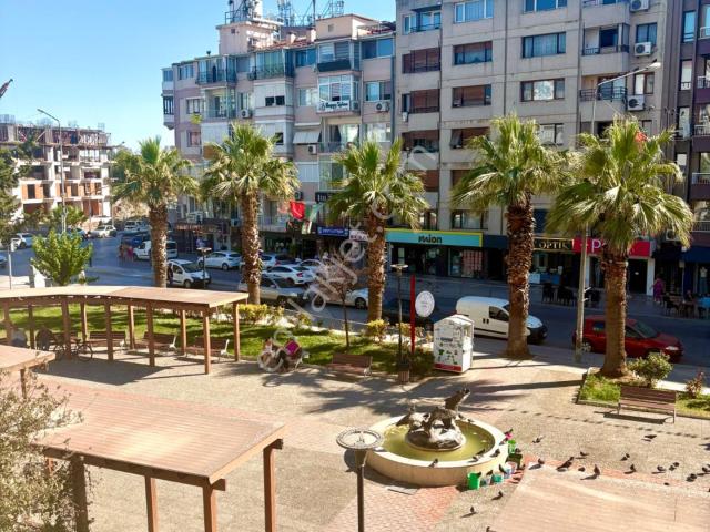 Karşiyaka, İzmir içerisinde satılık mülk