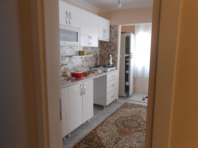 Çiçek Mahallesi, Bayraklı içerisinde kiralık mülk