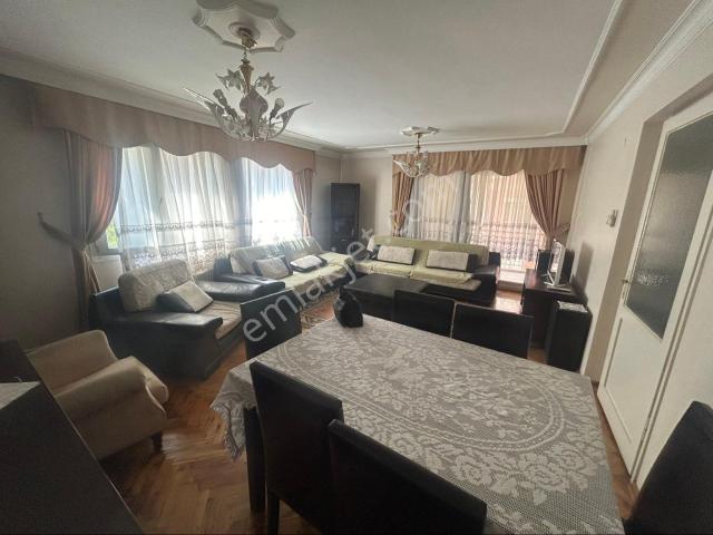 Karşiyaka, İzmir içerisinde kiralık mülk