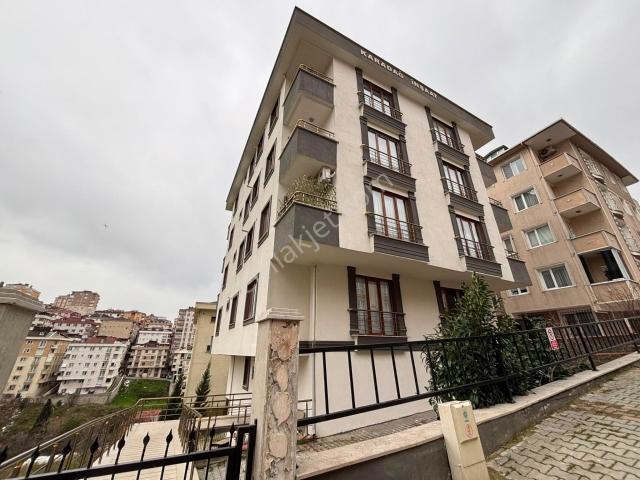 Ataşehir, İstanbul içerisinde kiralık mülk