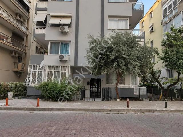 Bostanlı Mahallesi, Karşıyaka içerisinde satılık mülk