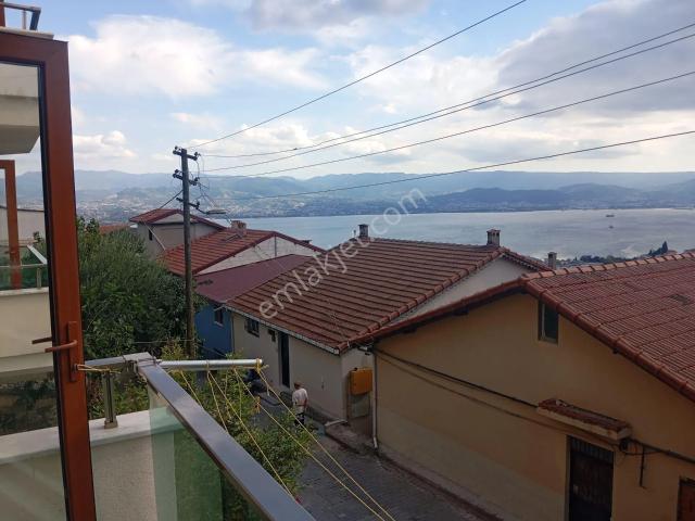 Cumhuriyet Parkı, İzmit içerisinde kiralık mülk