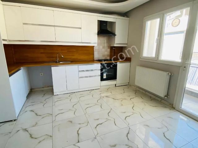 Küçük Çiğli Mahallesi, Çiğli içerisinde kiralık mülk