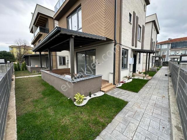 Karasu, Sakarya içerisinde satılık Villa