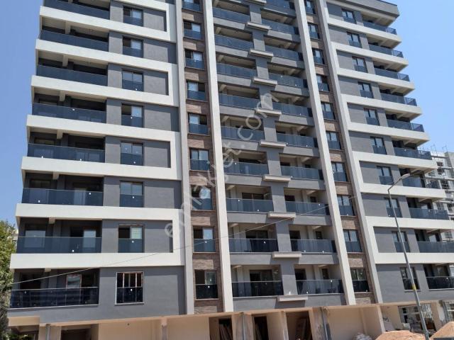 Bayrakli, İzmir içerisinde satılık mülk