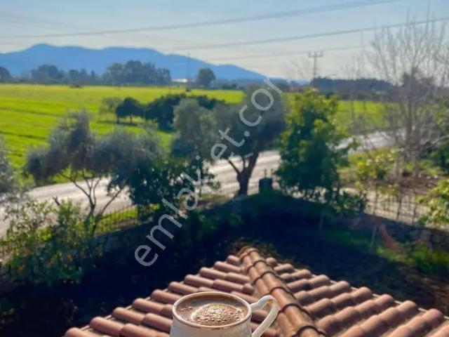 İnişdibi, Ula içerisinde kiralık mülk