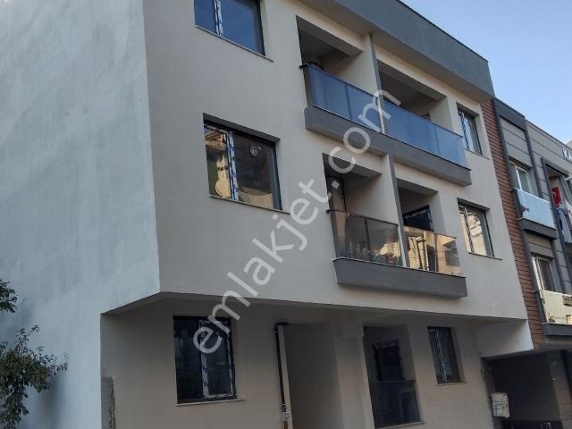 Bornova, İzmir içerisinde satılık mülk
