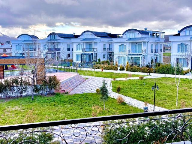 Van içerisinde satılık mülk