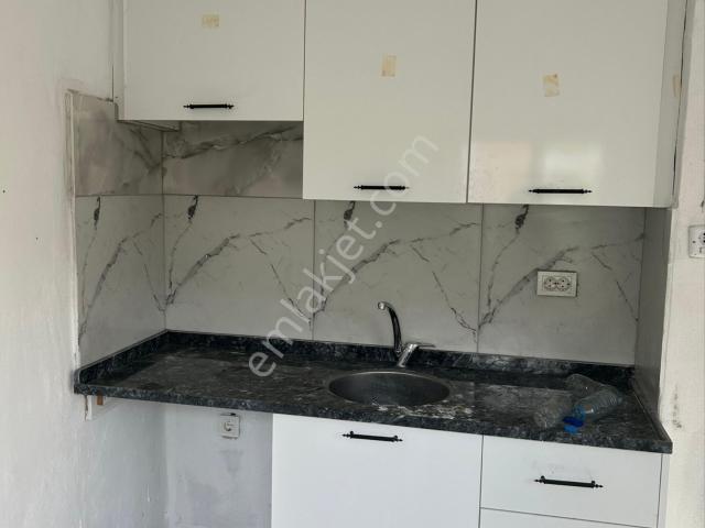 Bayrakli, İzmir içerisinde kiralık mülk