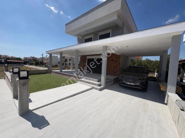 Salihleraltı, Dikili içerisinde satılık Villa