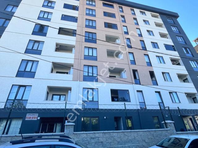 Sultanbeyli, İstanbul içerisinde satılık mülk