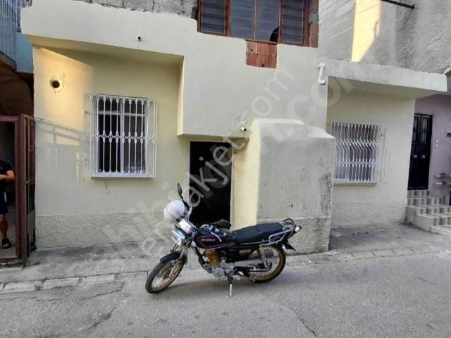Yüreğir, Adana içerisinde satılık mülk