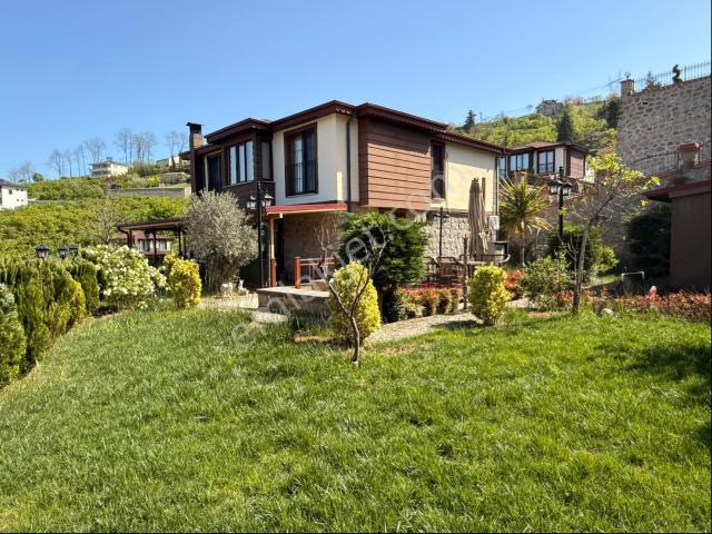 Trabzon içerisinde satılık Villa