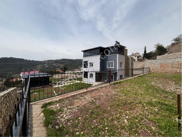 Toroslar, Mersin içerisinde satılık Villa