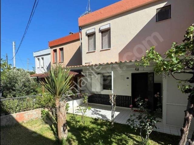 Foça, İzmir içerisinde satılık Arsa