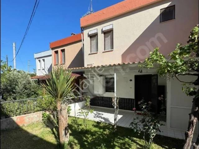 Foça, İzmir içerisinde satılık Arsa