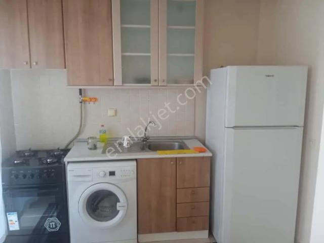 Karabağlar, İzmir içerisinde kiralık mülk
