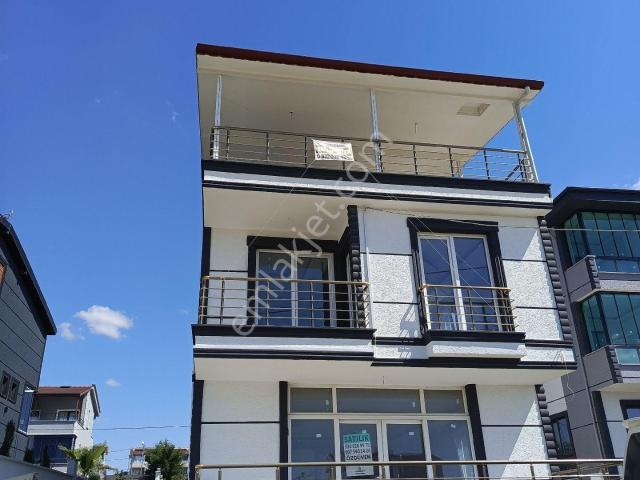Marmaraereğlisi, Tekirdağ içerisinde satılık Villa