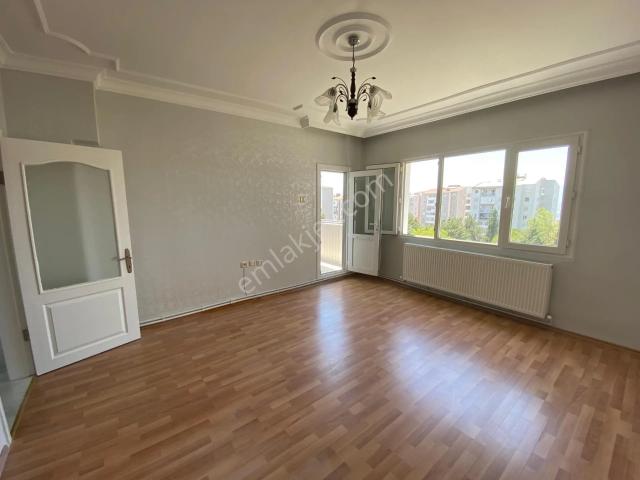 Buca, İzmir içerisinde kiralık mülk