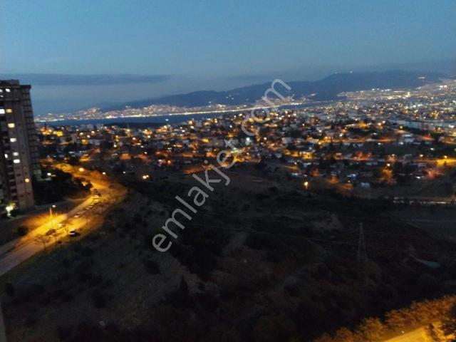Karabağlar, İzmir içerisinde kiralık mülk