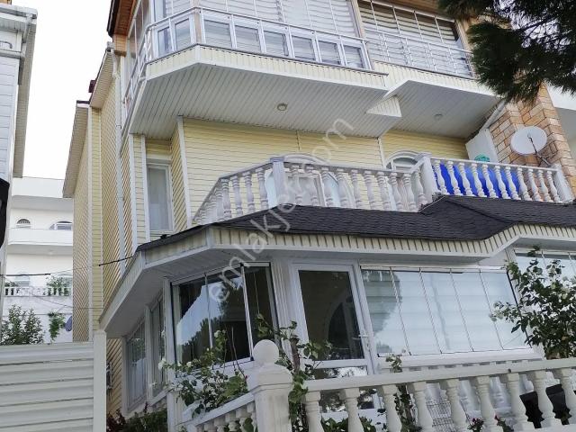Tekirdağ, Süleymanpaşa içerisinde satılık Villa