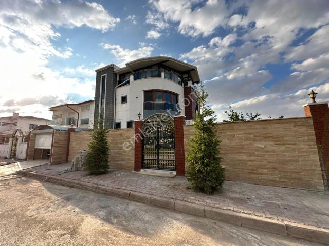 Sivas Merkez, Sivas içerisinde satılık Villa
