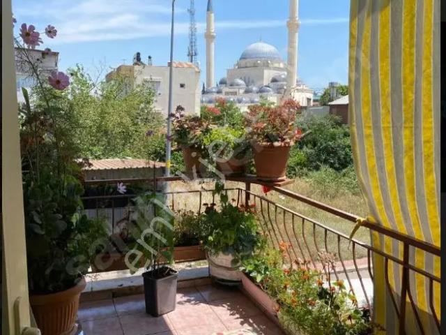 Yeni Emek Mahallesi, Kepez içerisinde satılık mülk