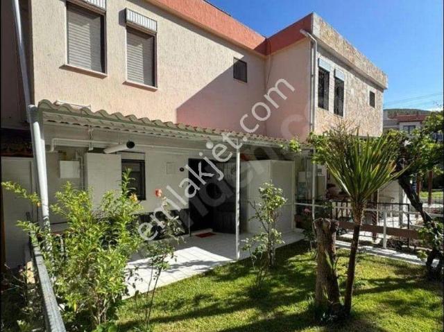 Foça, İzmir içerisinde kiralık Arsa