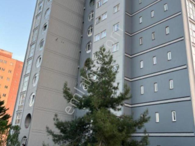 İzmit, Kocaeli içerisinde satılık mülk