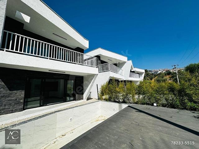 Kuşadasi, Aydin içerisinde satılık Villa