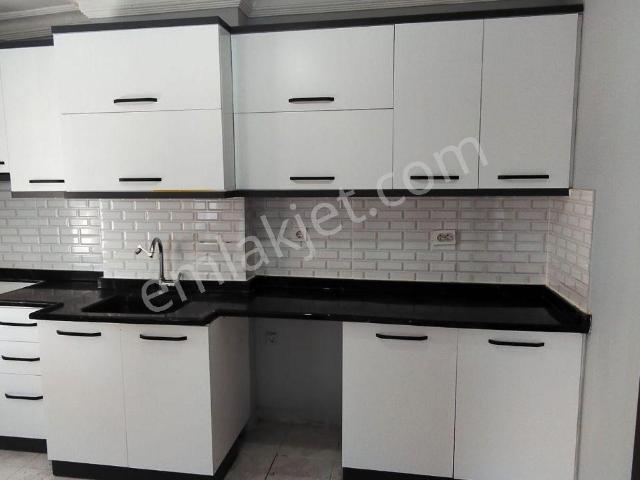 Yenişehir, Mersin içerisinde kiralık mülk
