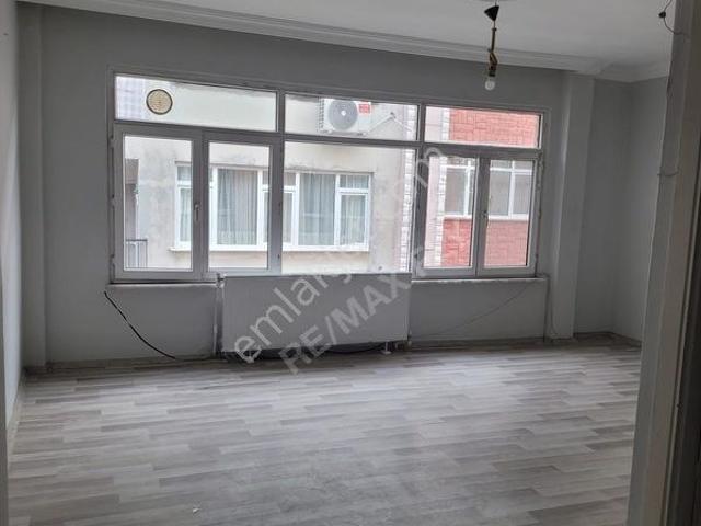 Büyükdere Mahallesi, Sarıyer içerisinde kiralık mülk
