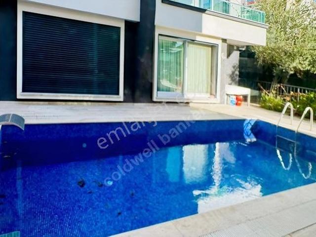 Kalabak Mahallesi, Urla içerisinde kiralık Villa