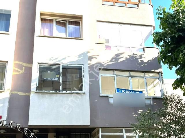 Kadiköy, İstanbul içerisinde kiralık mülk