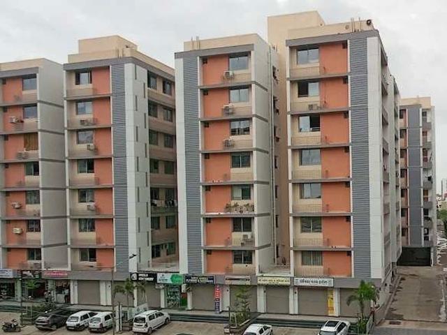 Flat for sale in Ahmadabad, Gujarat