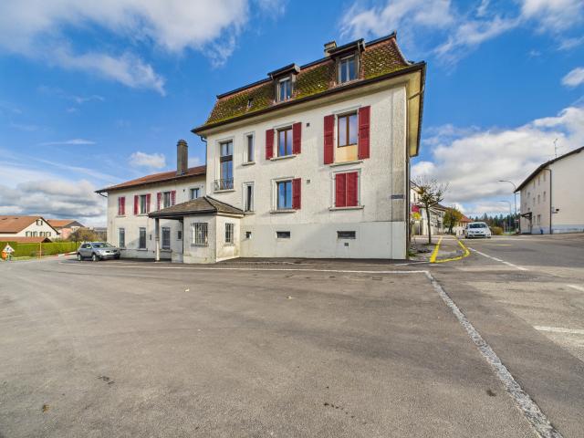 Mehrfamilienhaus kaufen in Saignelégier, Jura