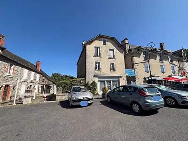 Maison vente à Saignes, Cantal