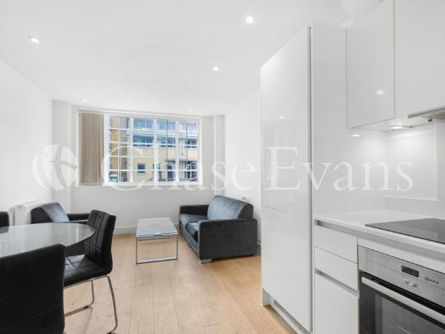 House for rent in Limehouse, Greater London