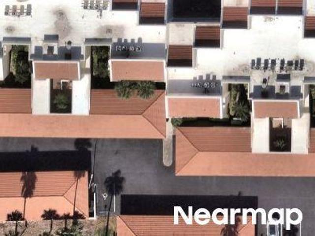 Condo for sale in South Pasadena, Florida
