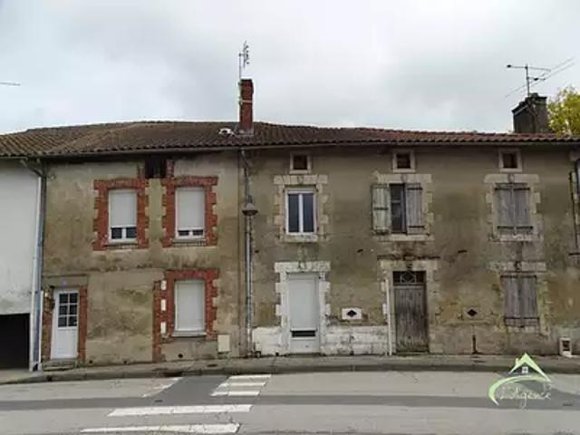Maison vente à Rochechouart, Saillat-sur-vienne