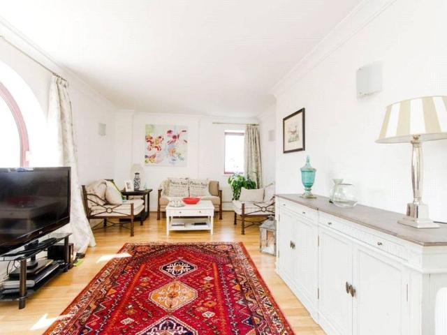 Apartment for rent in Cat Hill, Isle Of Man