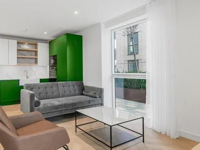 Apartment for rent in West Hendon, The Hyde