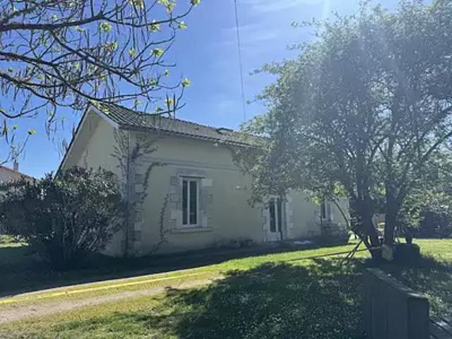 Maison vente à Les Champs du Cimetière, Saint-Aigulin