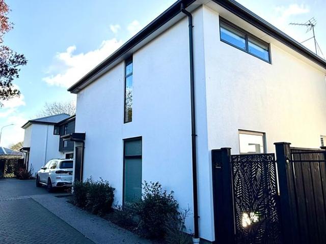Apartment for rent in Saint Albans, Canterbury